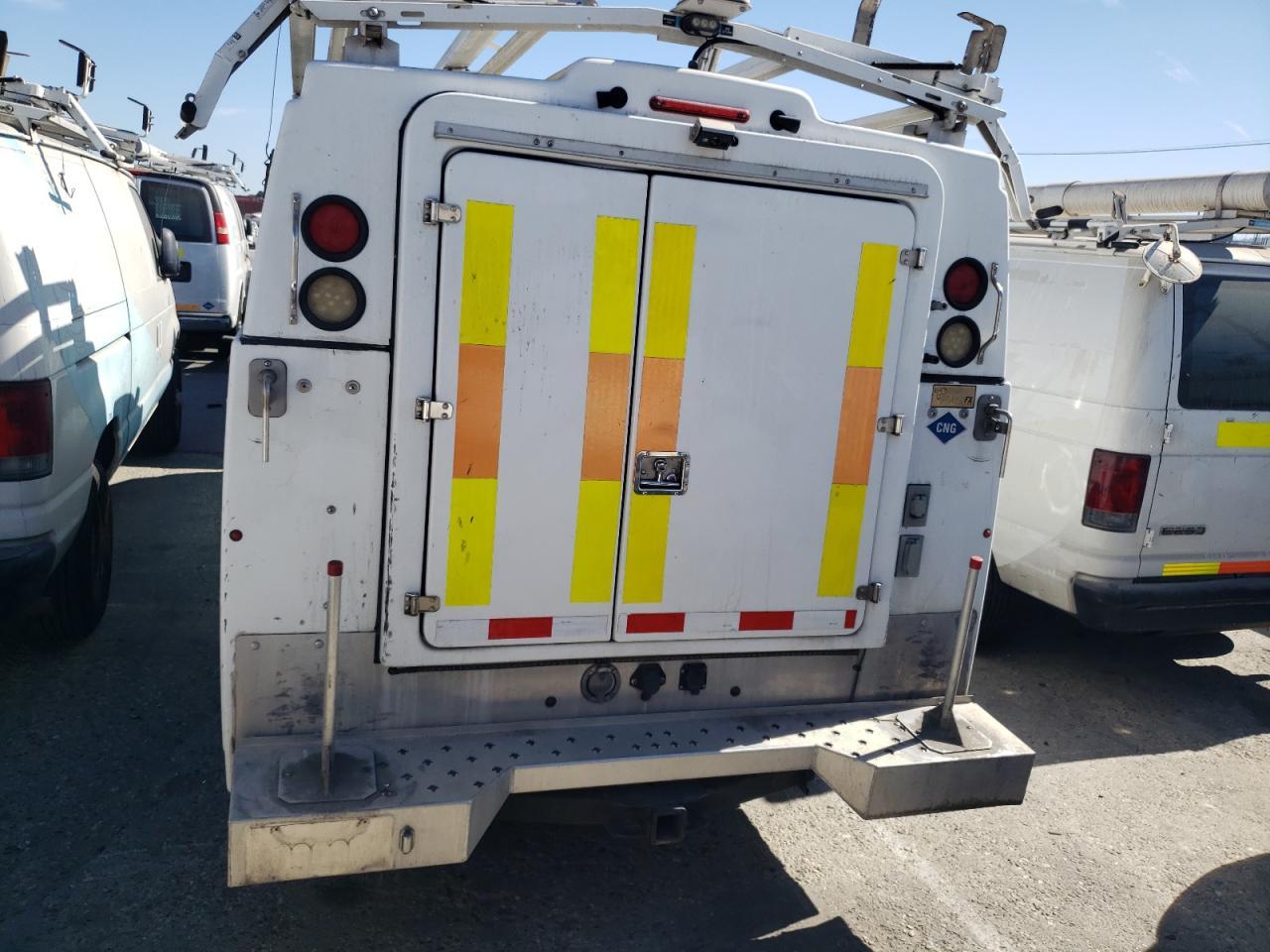 2013 Ford F350 Super - Image 6