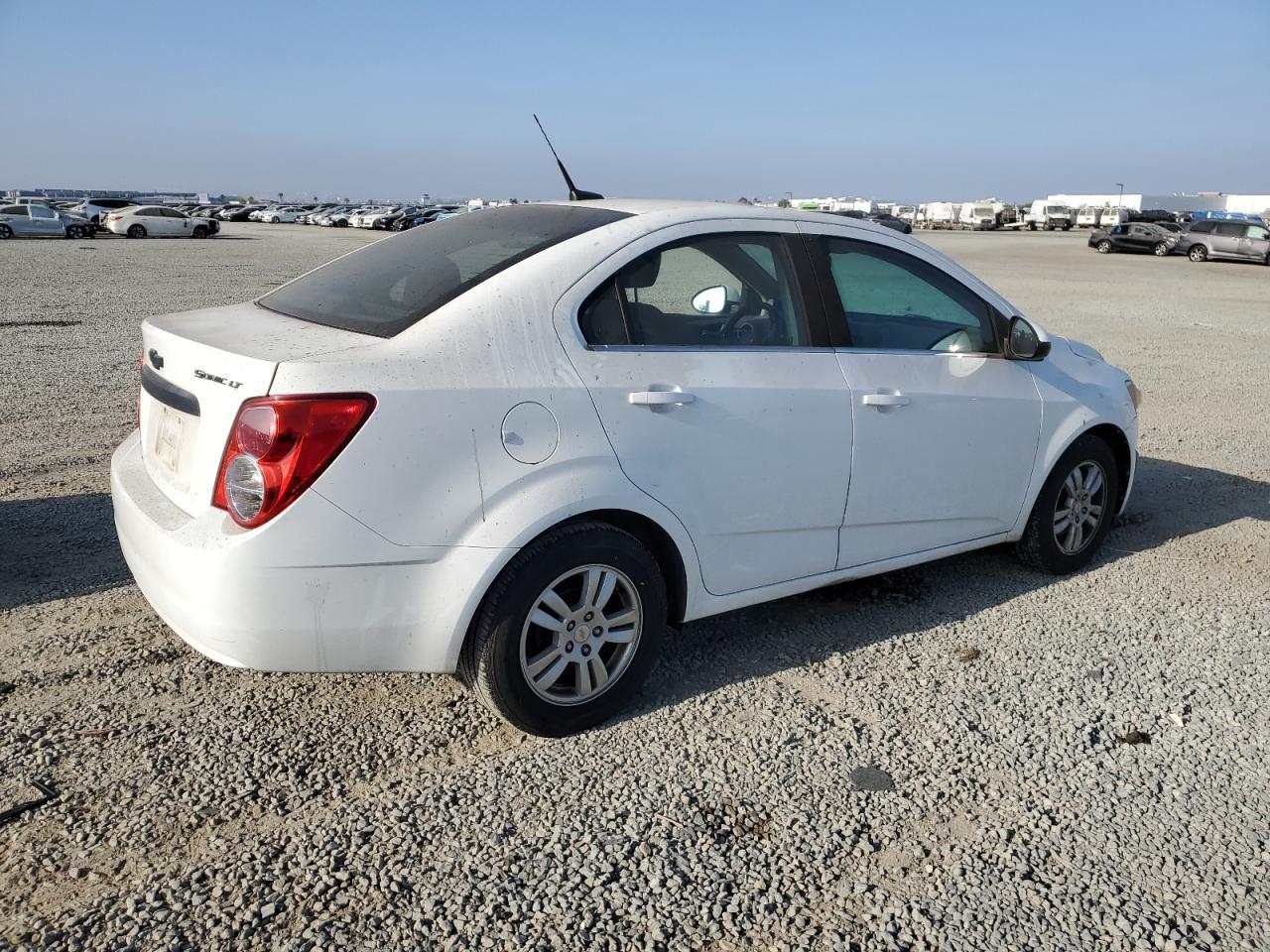2012 Chevrolet Sonic Lt - Фото 3