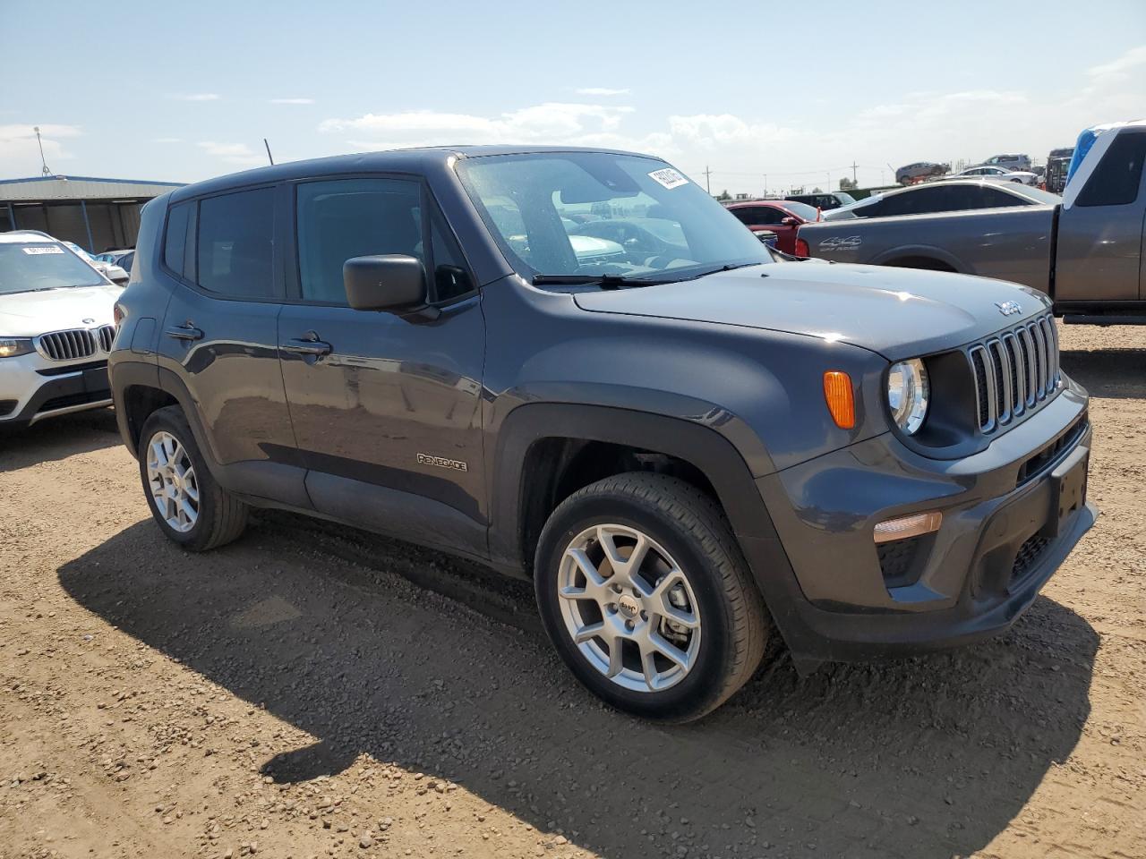 2023 Jeep Renegade Latitude - Фото 4