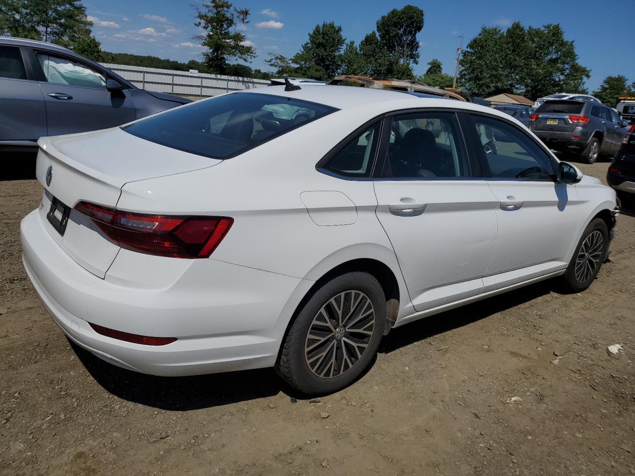 2021 Volkswagen Jetta S - Фото 3