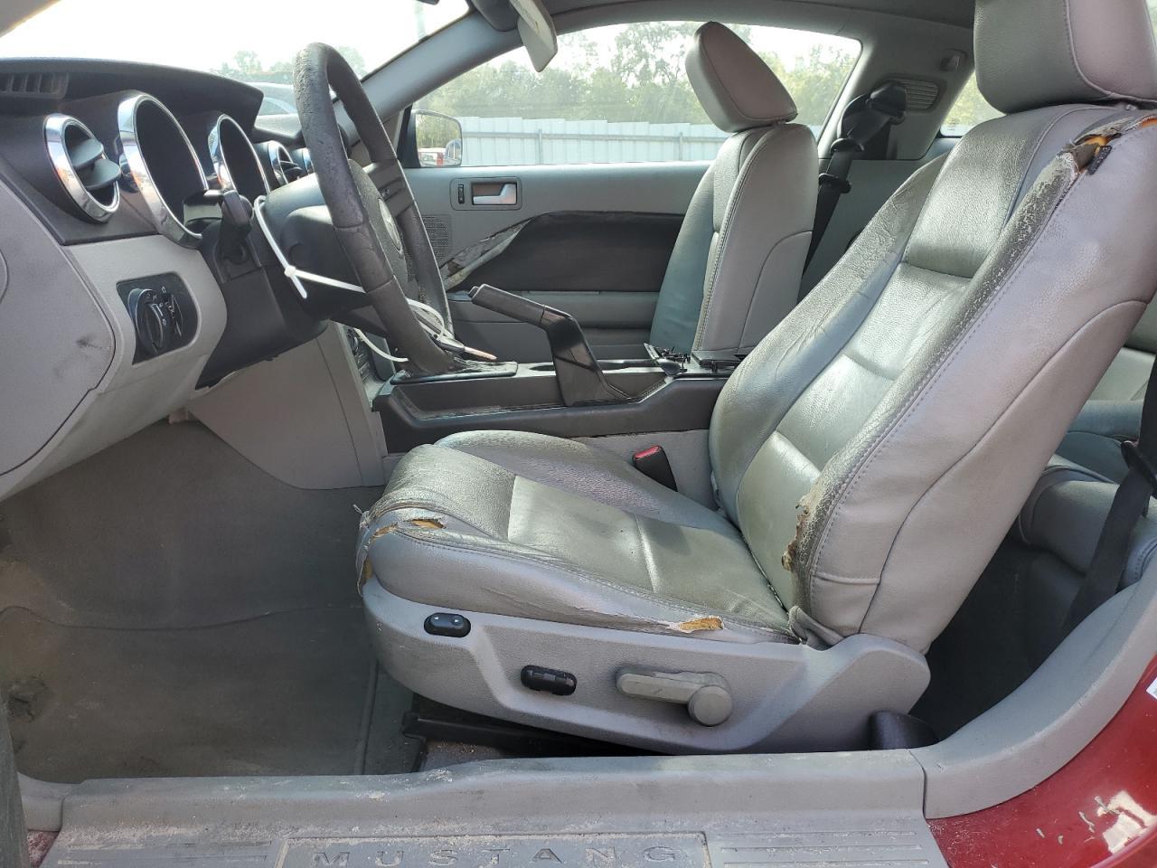 2008 Ford Mustang - Image 7