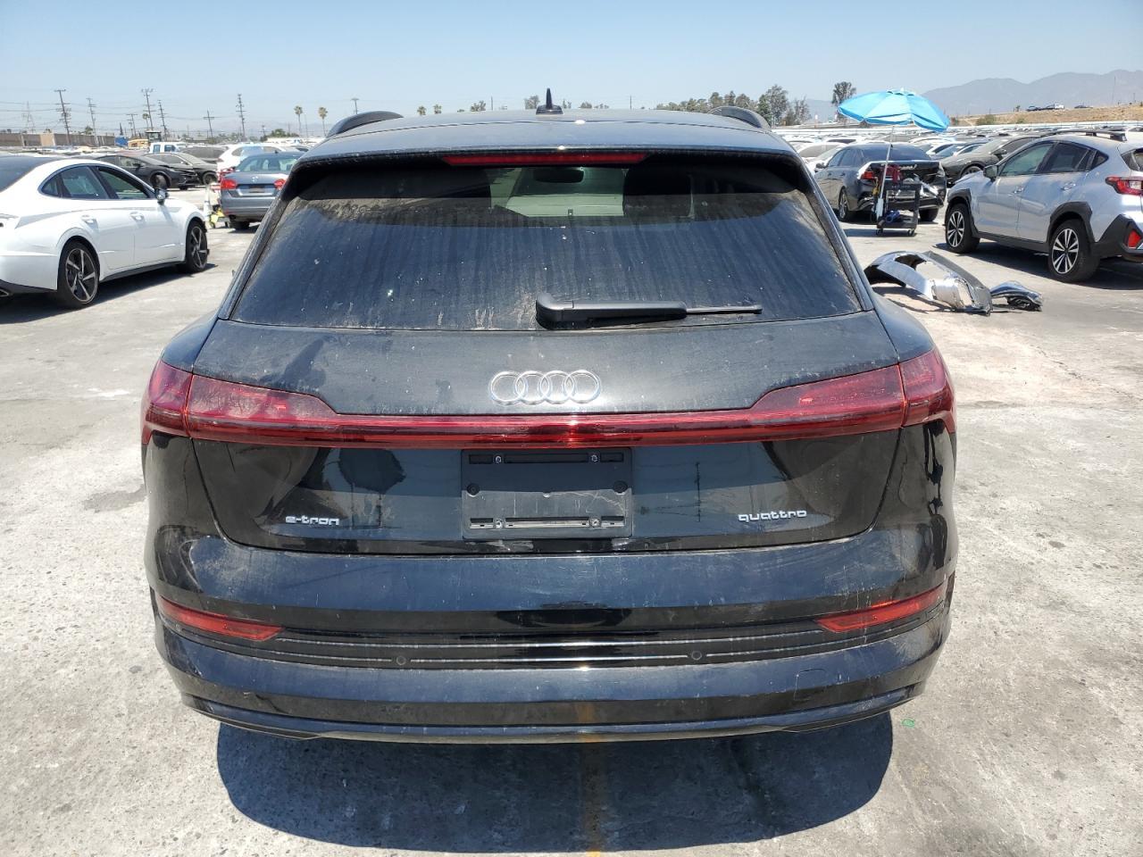 2021 Audi E-Tron Premium - Фото 6
