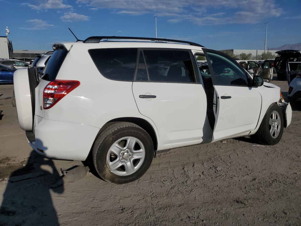 2012 Toyota Rav4 - Image 3