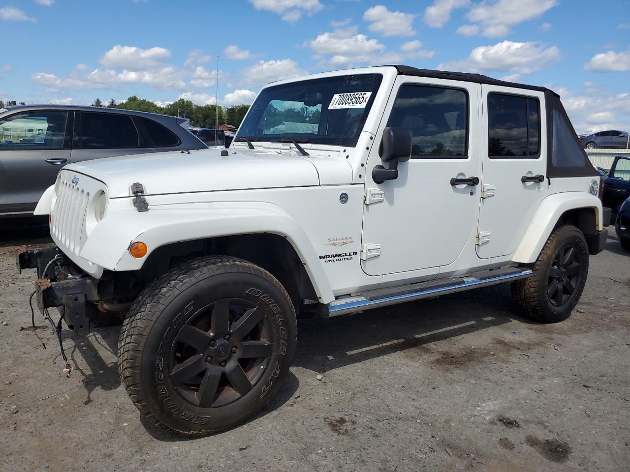 2013 Jeep Wrangler Unlimited Sahara