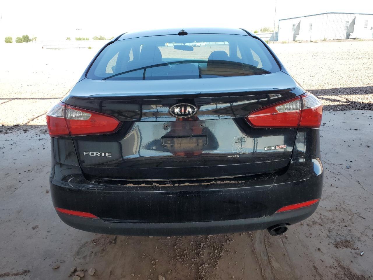 2016 Kia Forte Ex - Image 6