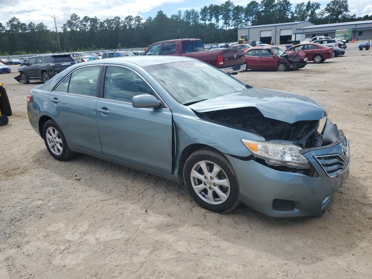 2011 Toyota Camry Base - Image 4