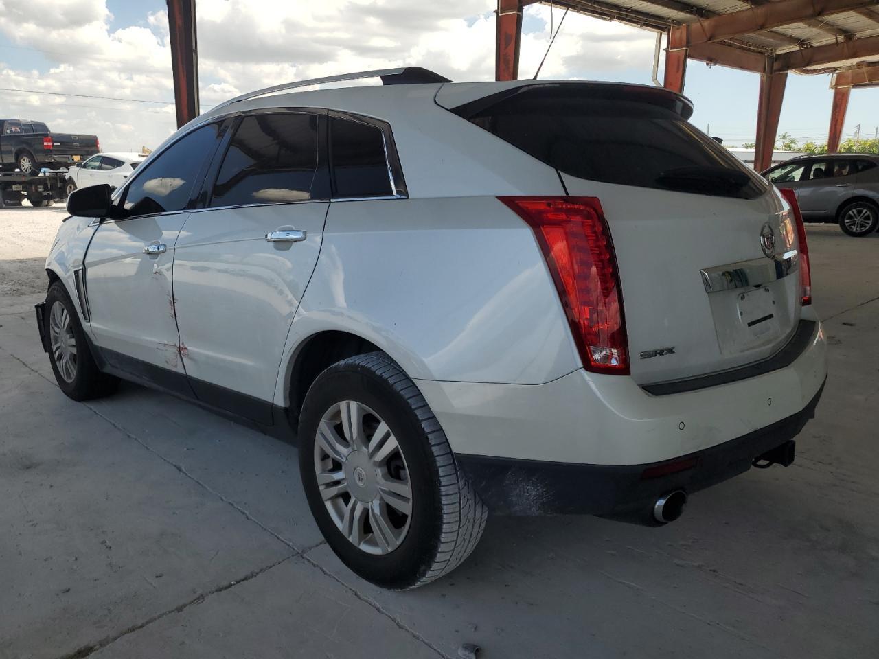 2015 Cadillac Srx Luxury Collection - Image 2