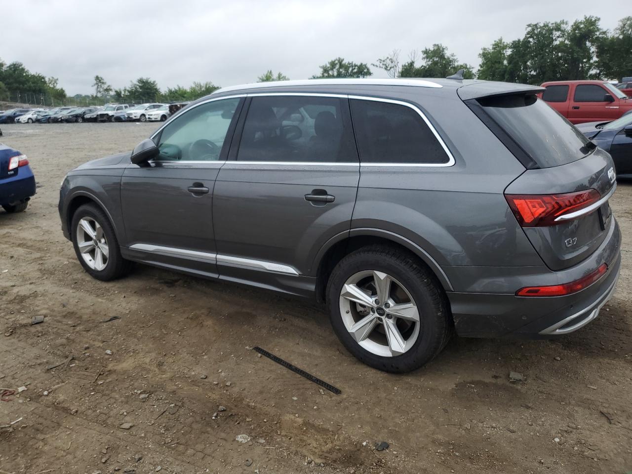 2024 Audi Q7 Premium Plus - Image 2