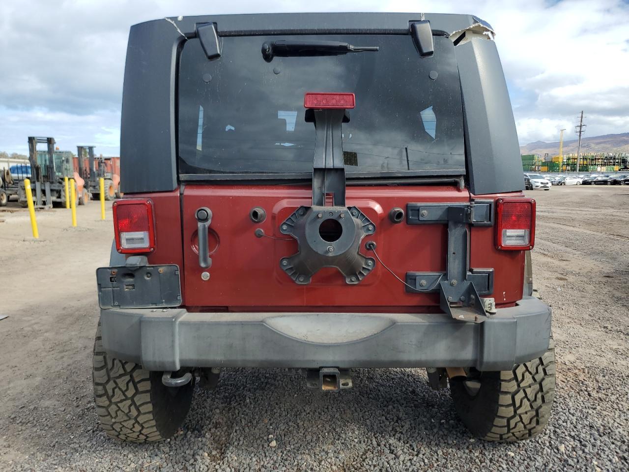 2010 Jeep Wrangler Unlimited Sport - Image 6