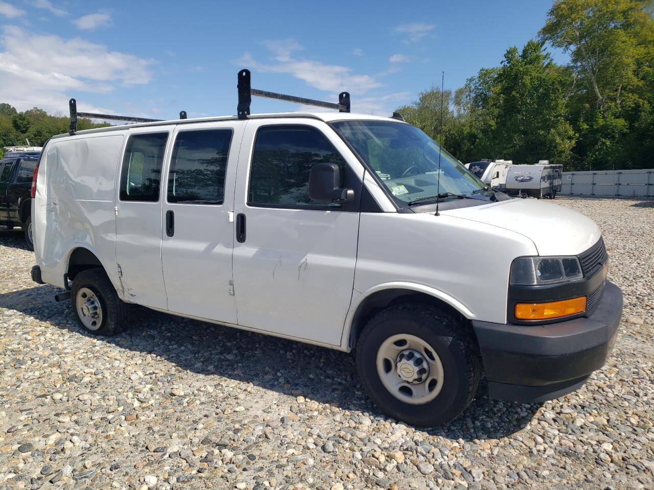 2021 Chevrolet Express G2500 - Image 4