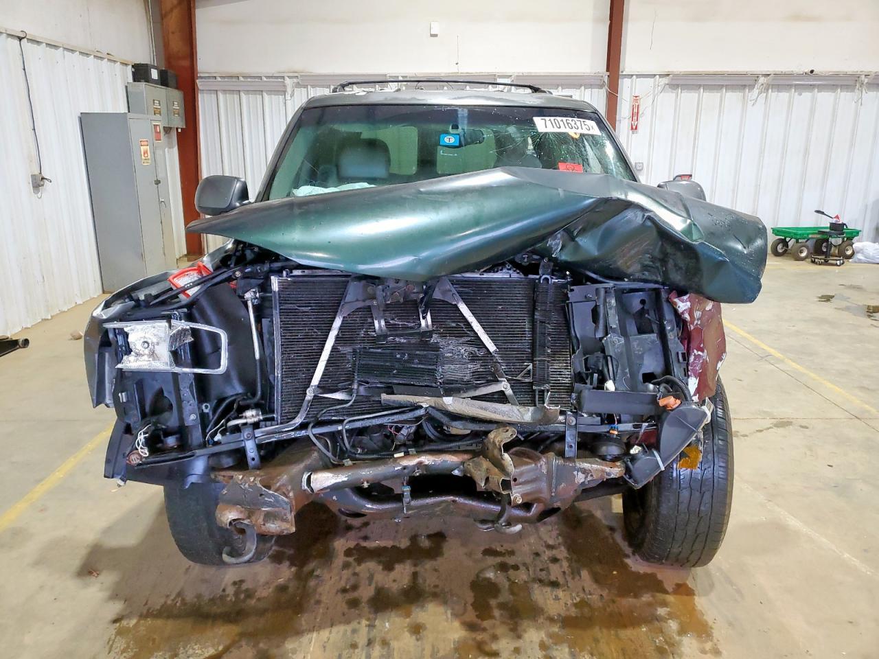 2000 GMC Yukon - Image 5