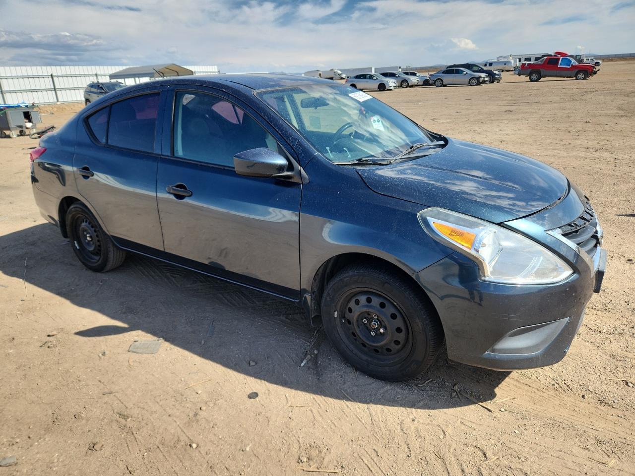 2016 Nissan Versa S - Image 4