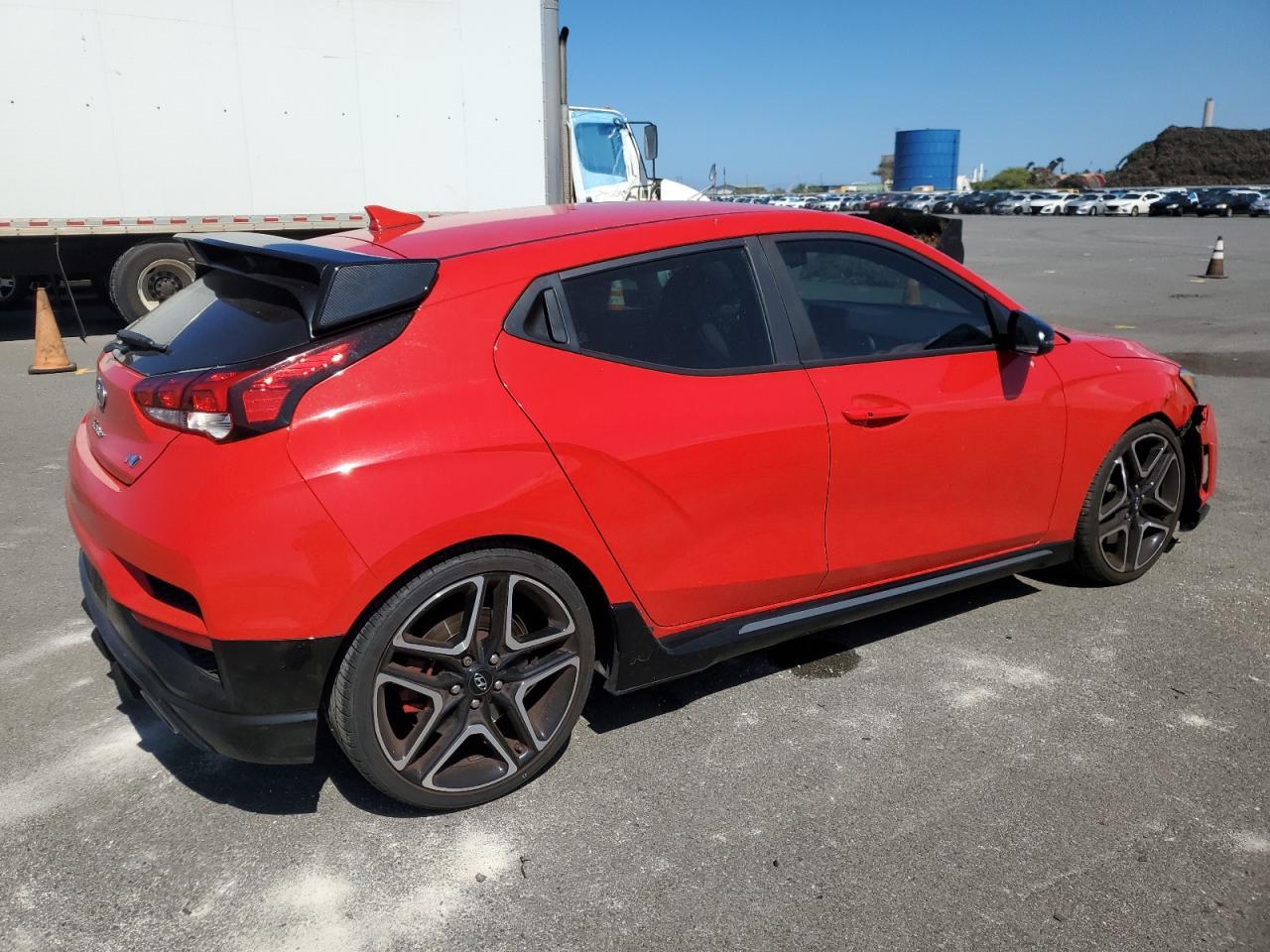 2021 Hyundai Veloster N - Фото 3