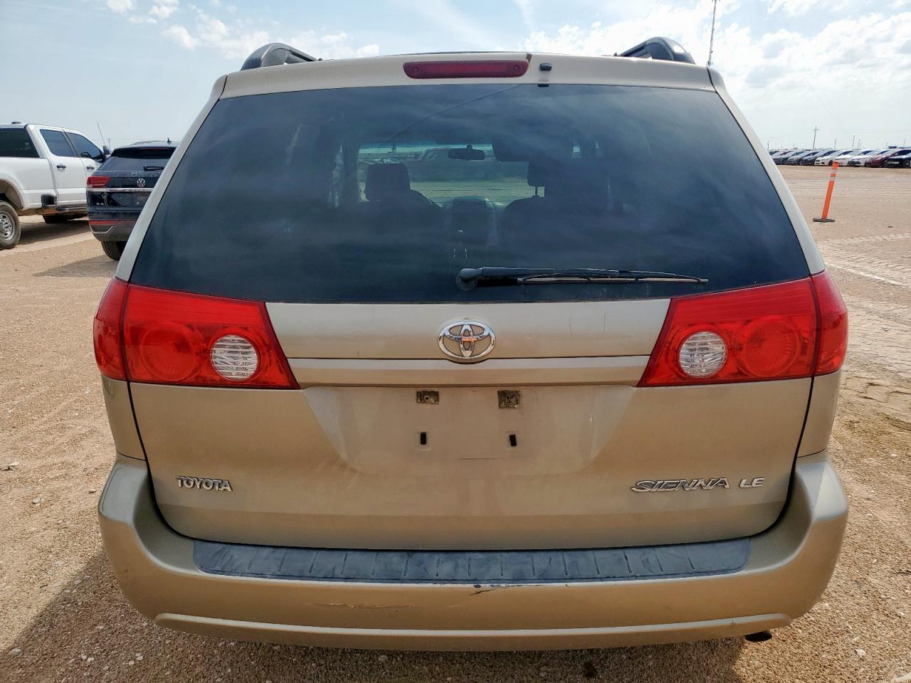 2006 Toyota Sienna Ce - Image 6