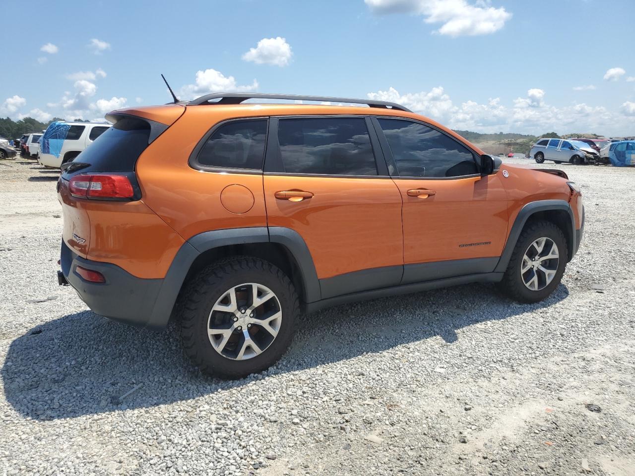 2014 Jeep Cherokee Trailhawk - Image 3