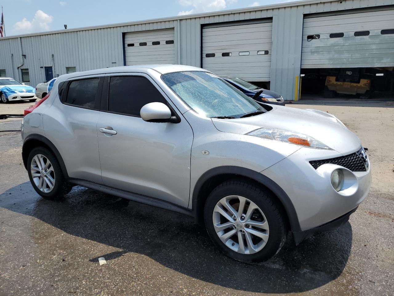 2014 Nissan Juke S - Фото 4