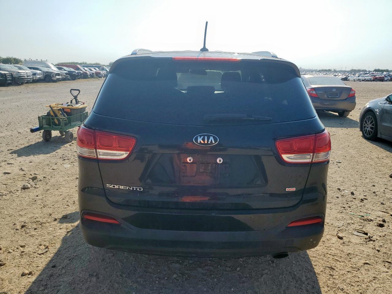 2017 Kia Sorento Lx - Фото 6
