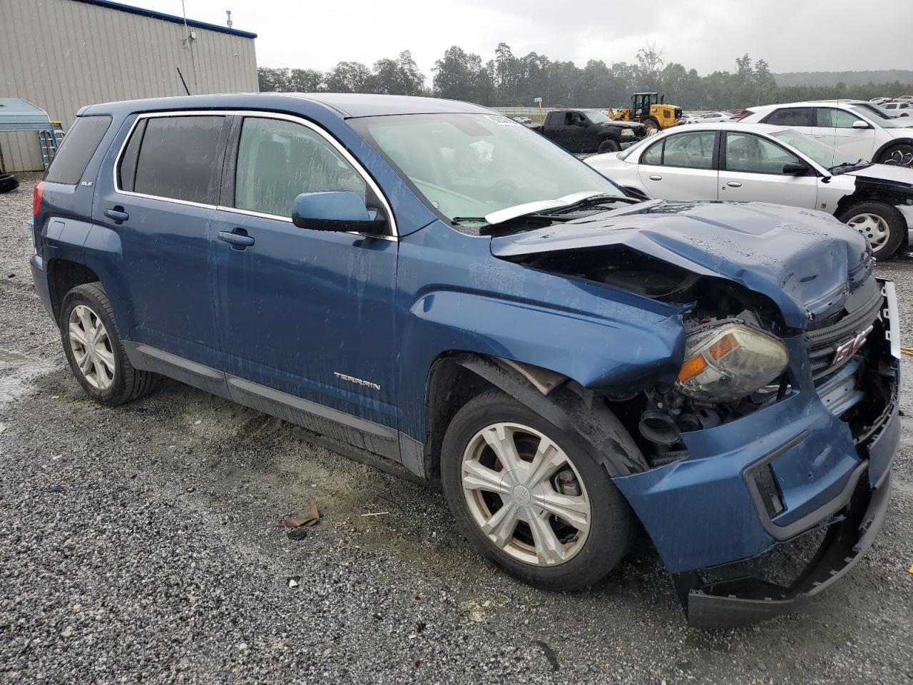 2017 GMC Terrain Sle - Image 4