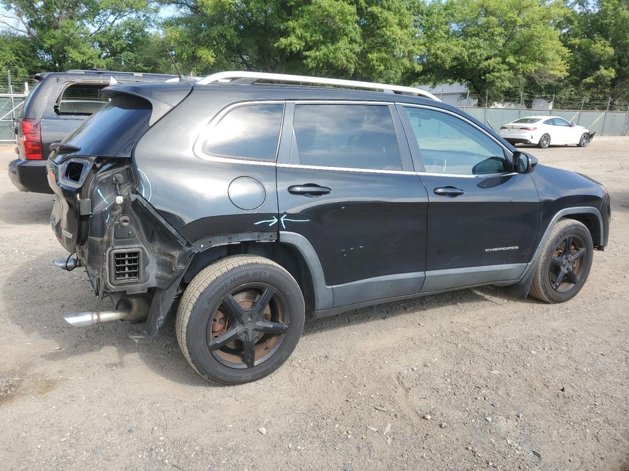 2014 Jeep Cherokee Latitude - Image 3