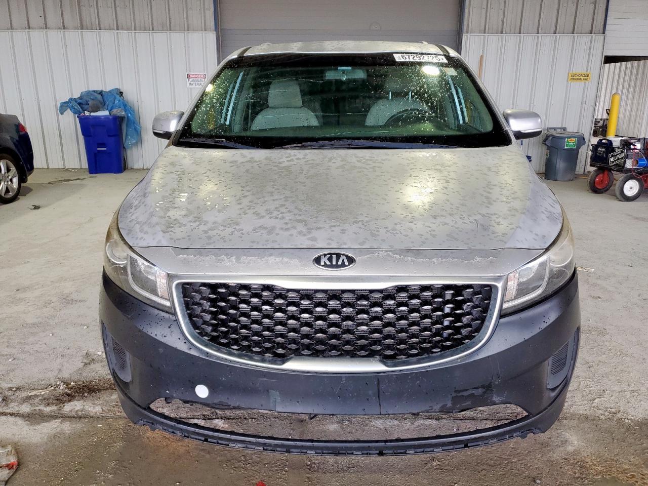 2016 Kia Sedona Lx - Image 5