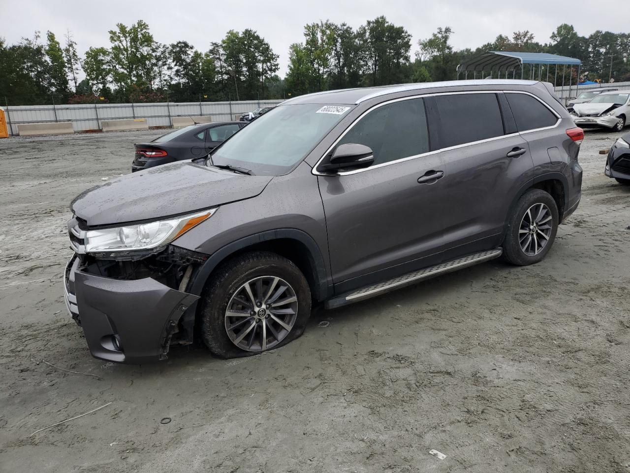 2019 Toyota Highlander Se