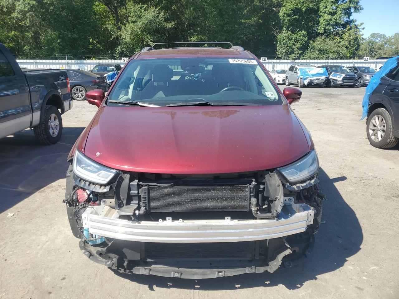 2021 Chrysler Pacifica Hybrid Touring L - Image 5