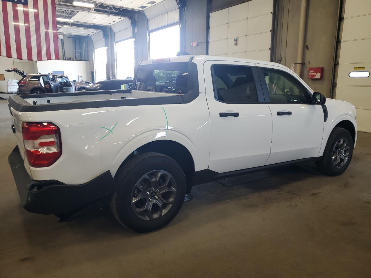 2025 Ford Maverick Xlt - Image 3