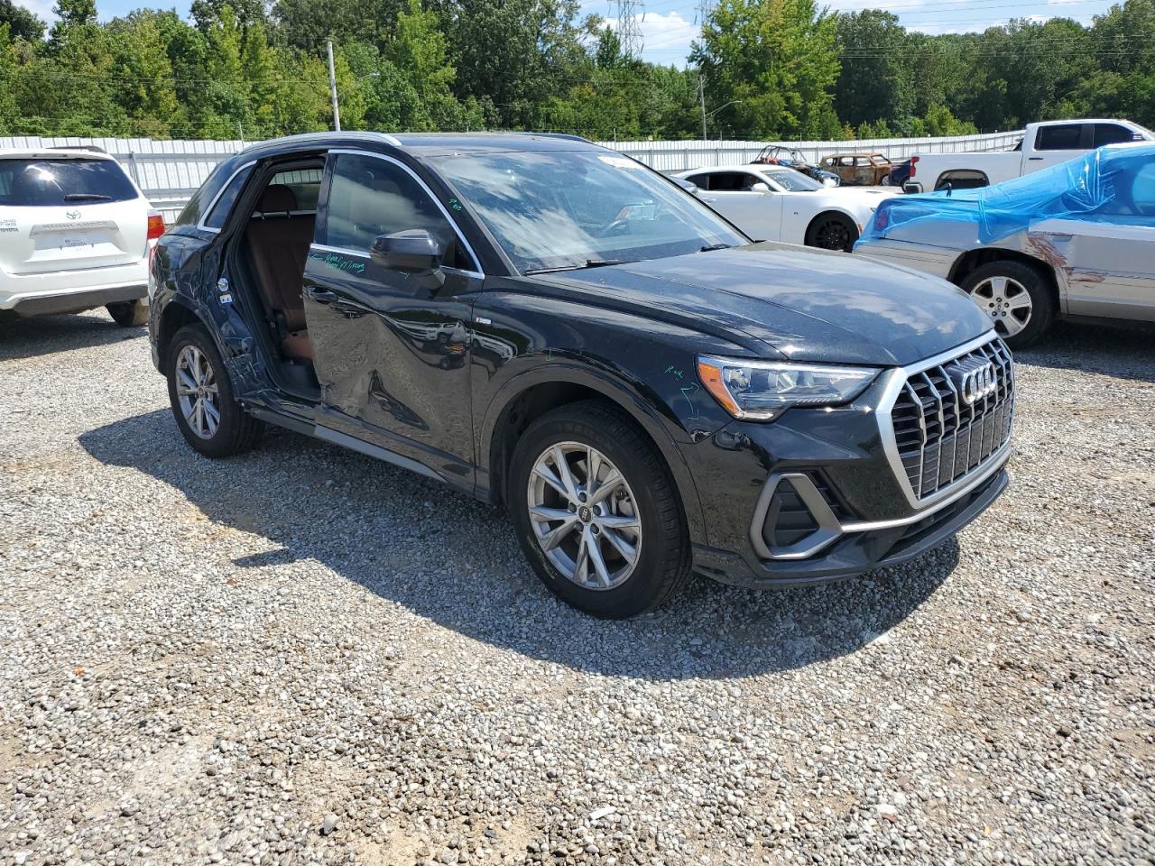 2021 Audi Q3 Premium S Line 45 - Фото 4