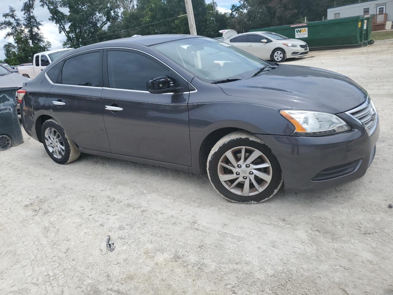2015 Nissan Sentra S - Фото 4