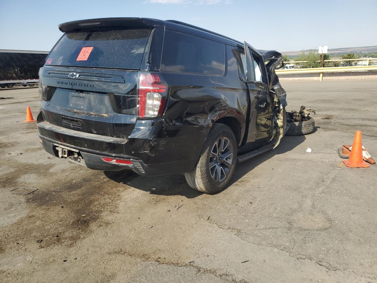 2024 Chevrolet Suburban K1500 Z71 - Фото 3