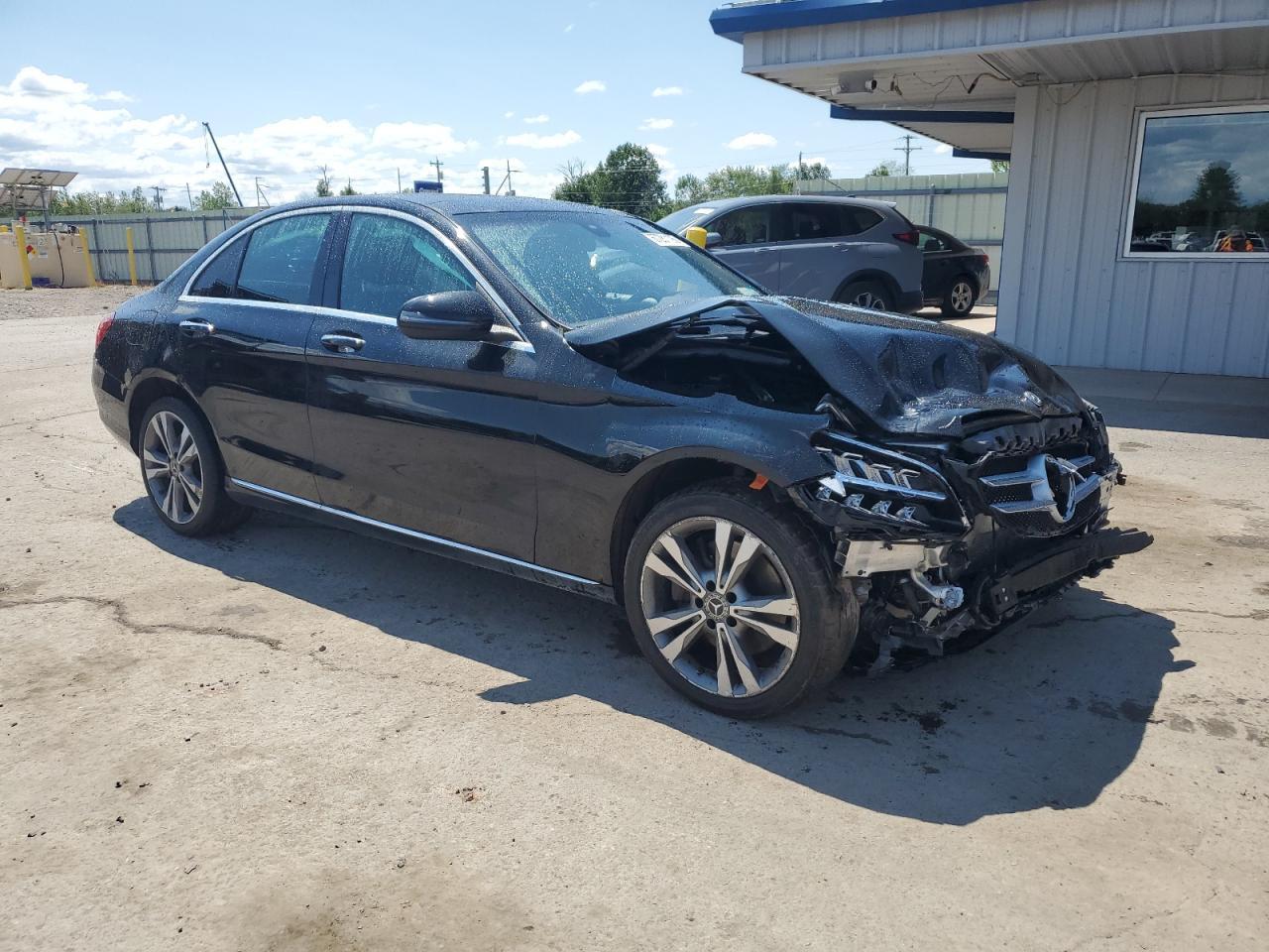 2021 Mercedes-Benz C 300 4Matic - Фото 4