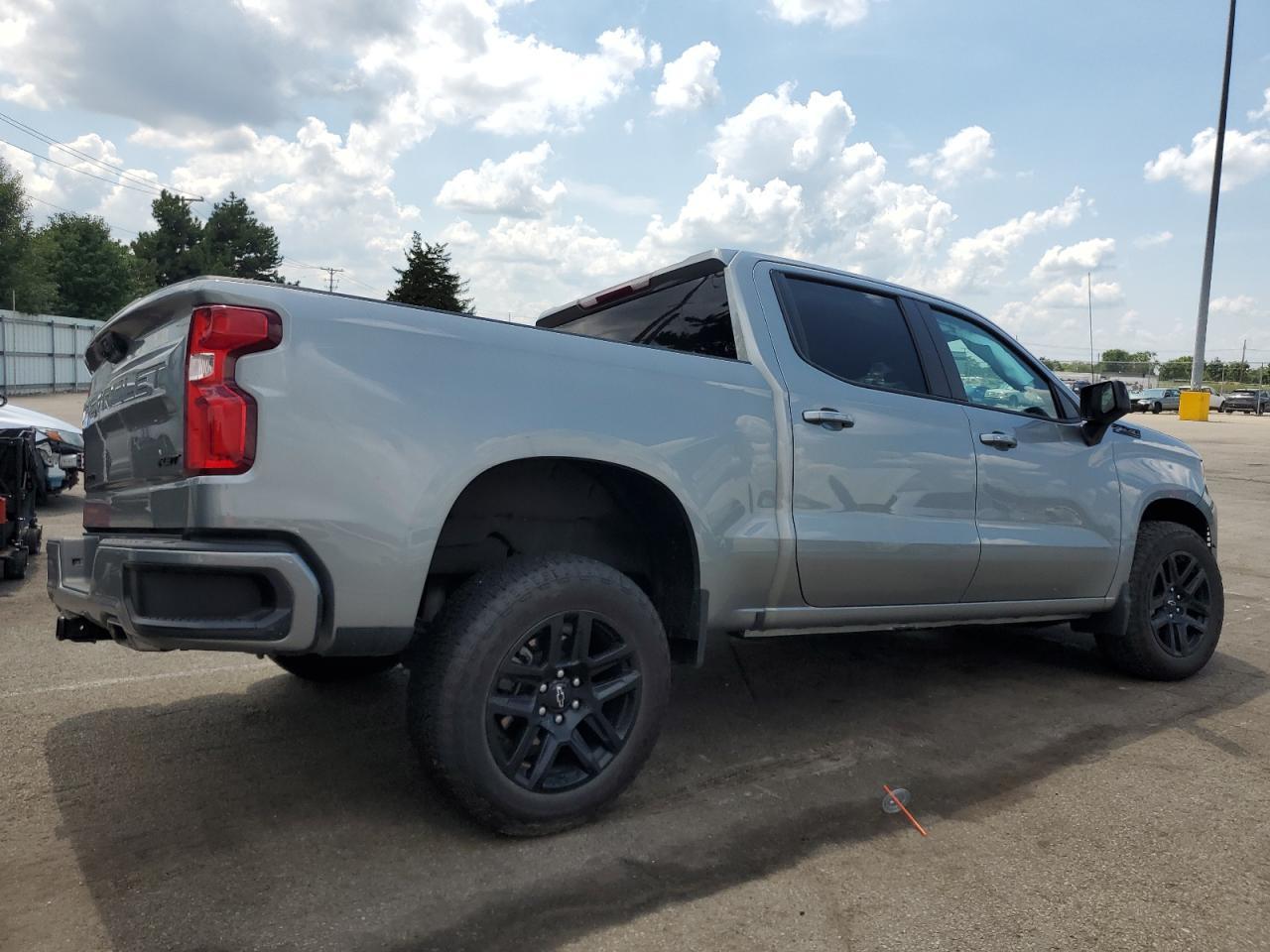 2023 Chev Silverado - Фото 3