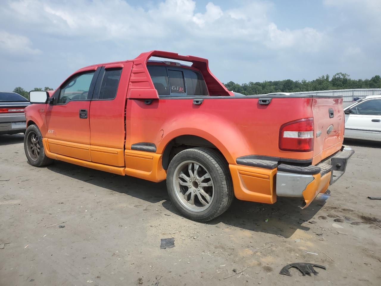 2005 Ford F150 - Фото 2