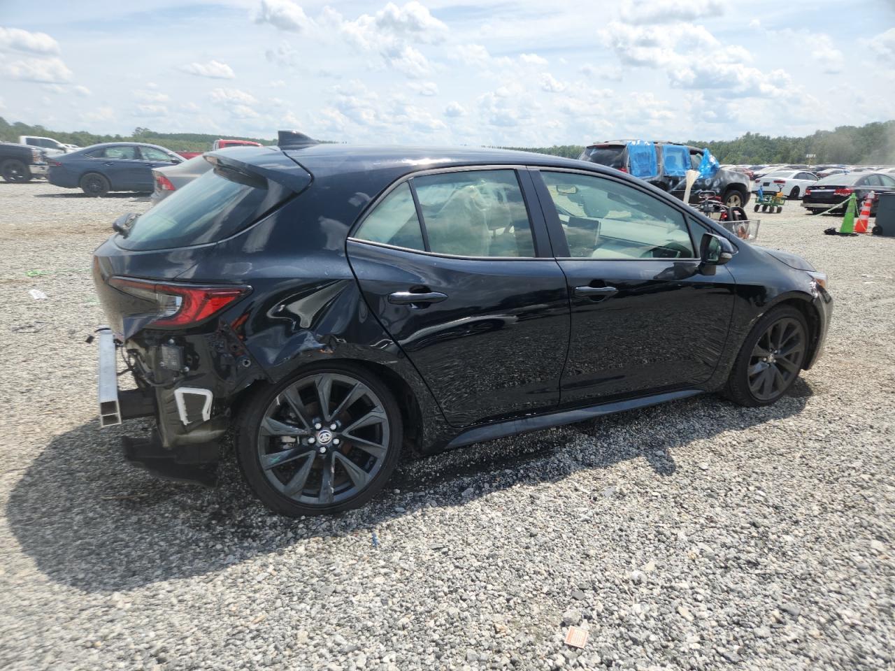 2025 Toyota Corolla Xse - Image 3