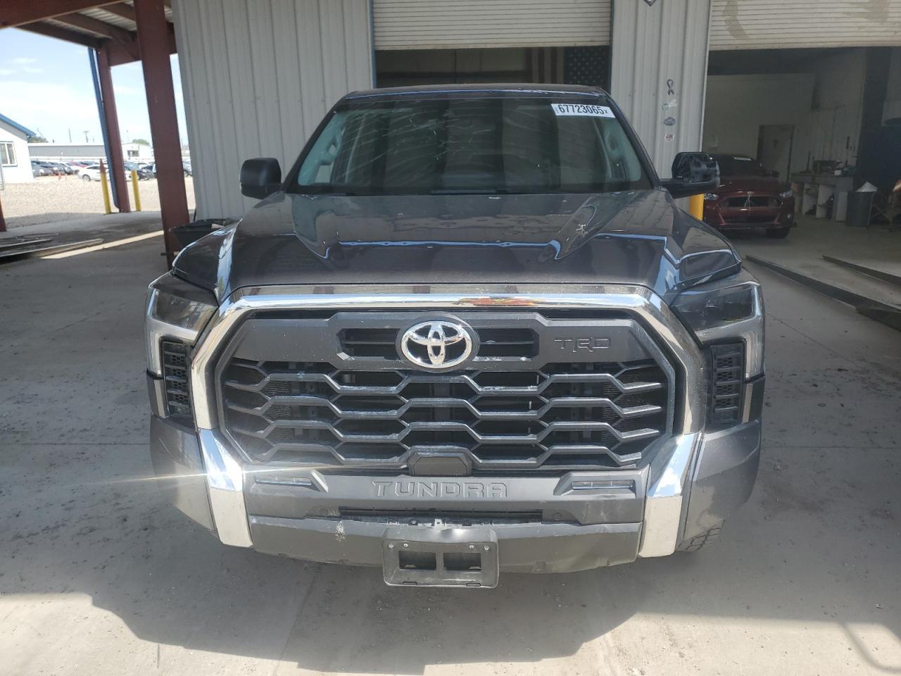 2023 Toyota Tundra Crewmax Sr5 - Фото 5