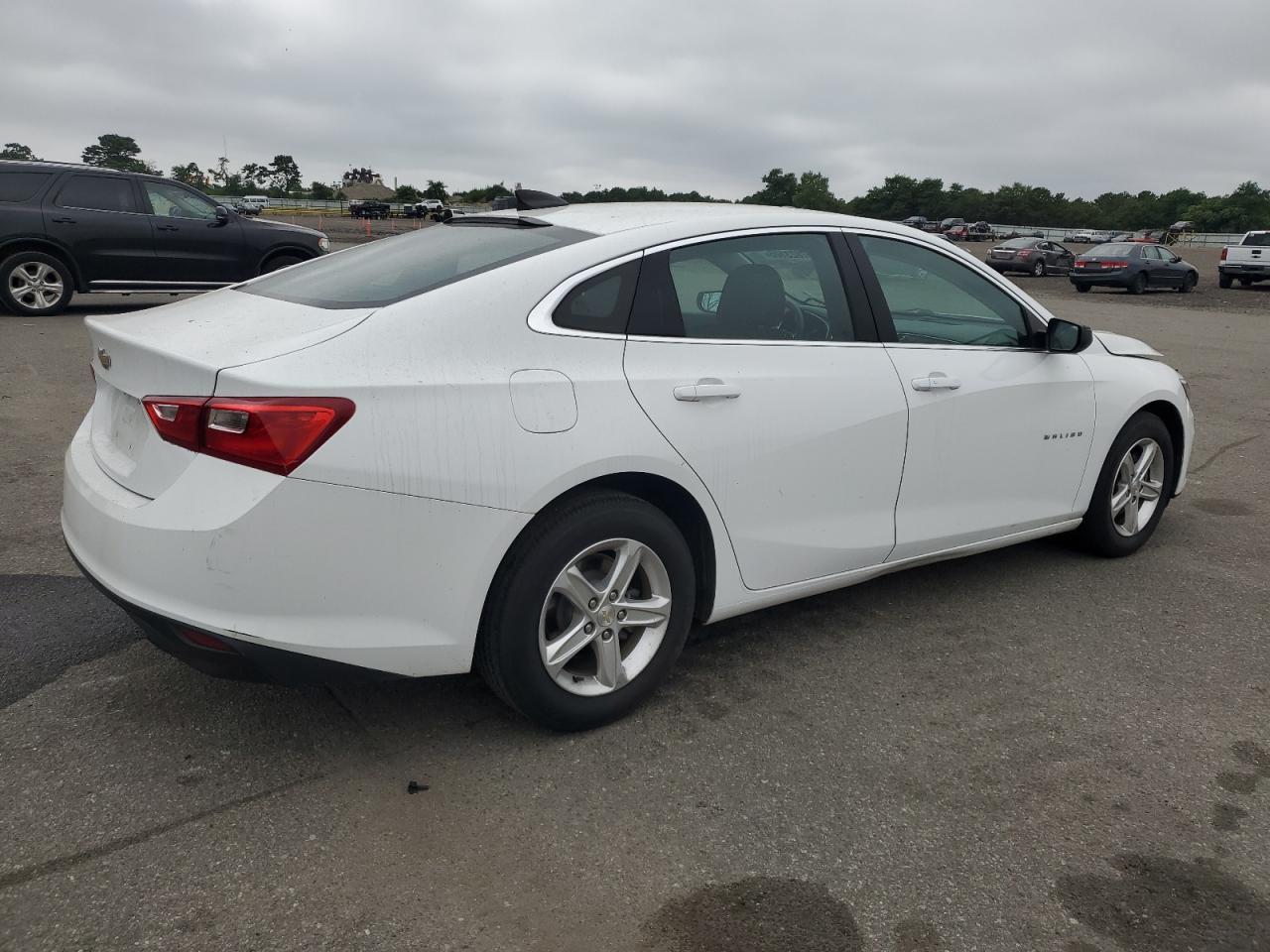 2021 Chevrolet Malibu Ls - Image 3