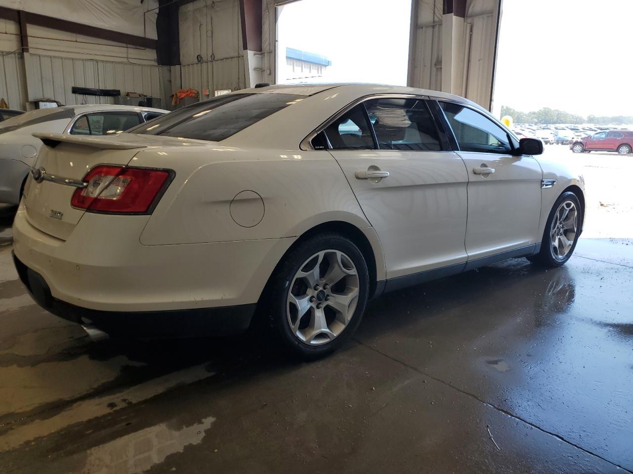 2011 Ford Taurus Sho - Фото 3