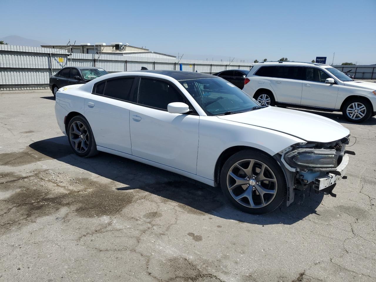 2015 Dodge Charger Sxt - Фото 4