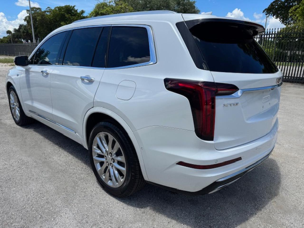 2021 Cadillac Xt6 Premium Luxury - Фото 2