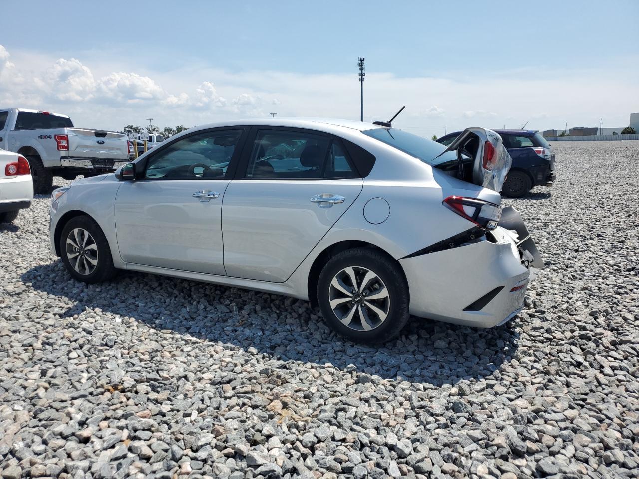 2023 Kia Rio Lx - Фото 2