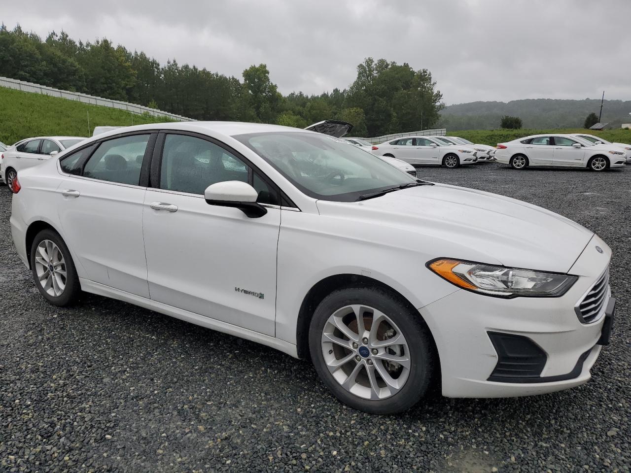 2019 Ford Fusion Se - Фото 4