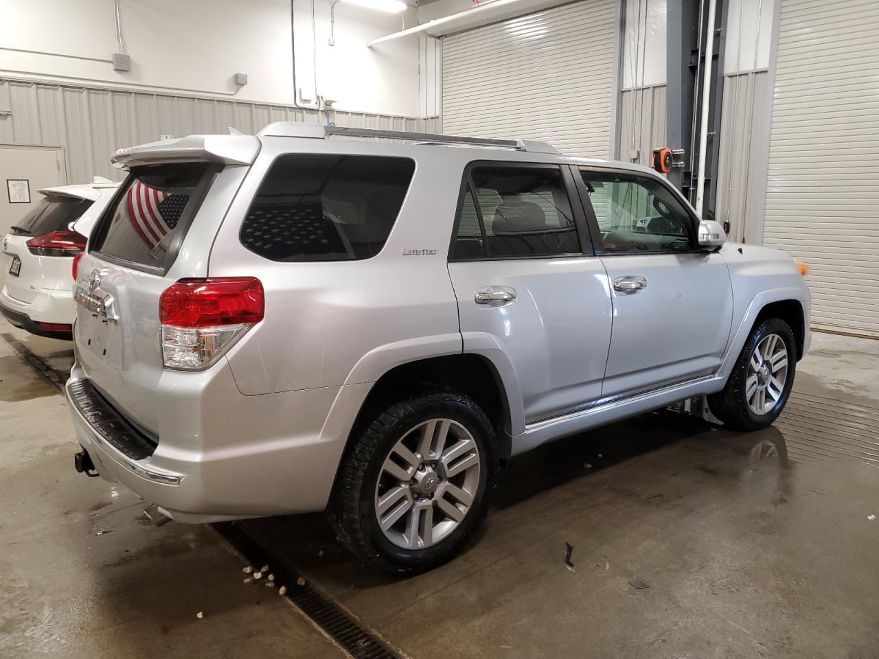 2011 Toyota 4Runner Sr5 - Image 3