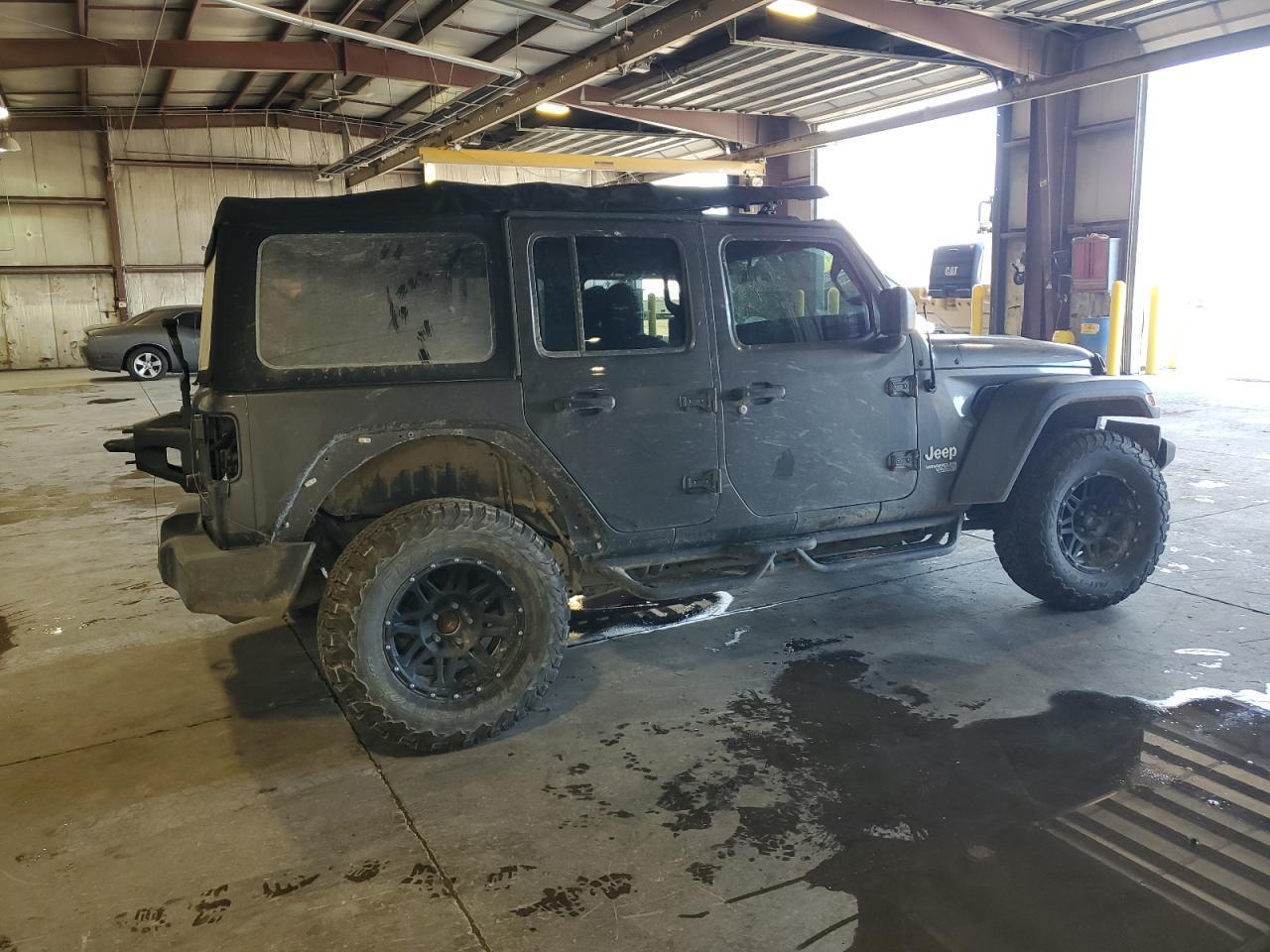 2018 Jeep Wrangler Unlimited Sport - Image 3
