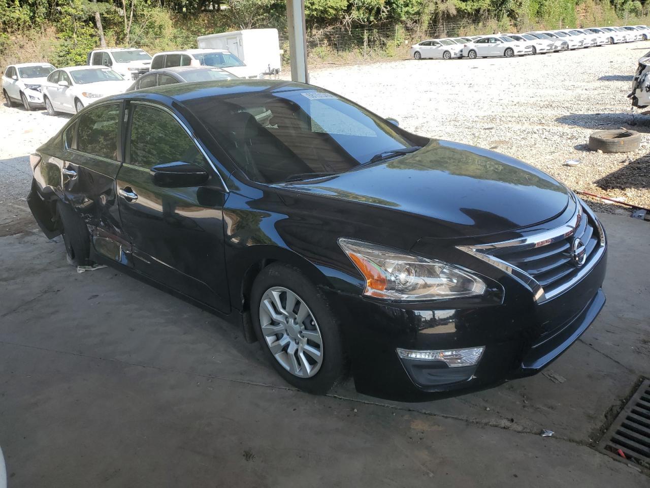 2015 Nissan Altima 2.5 - Image 4