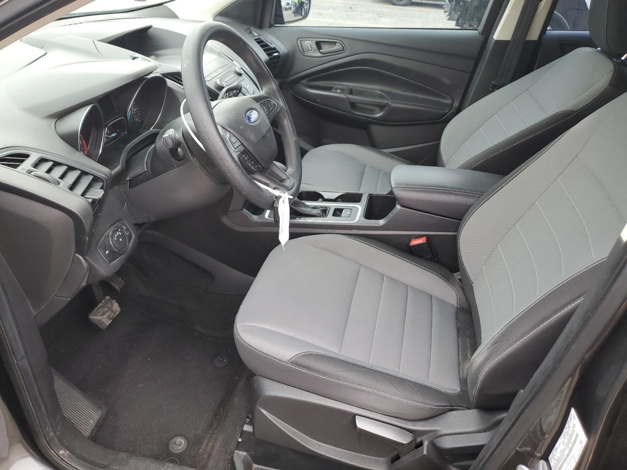 2019 Ford Escape S - Фото 7