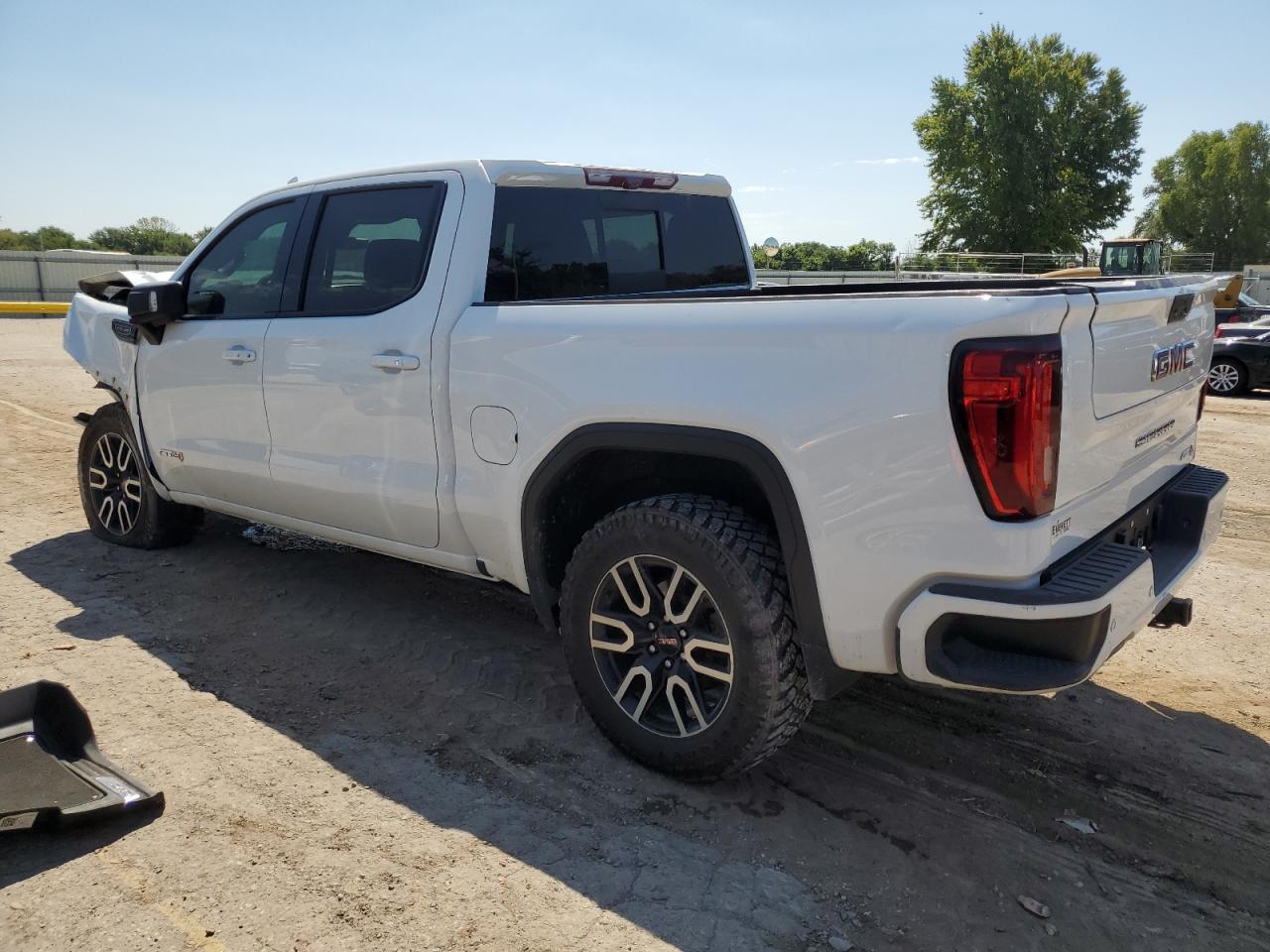 2021 GMC Sierra K1500 At4 - Фото 2