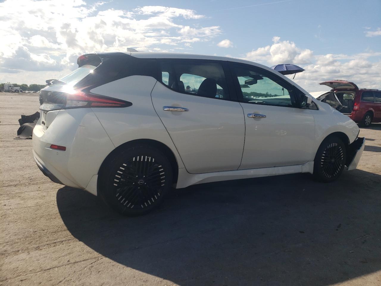 2025 Nissan Leaf Sv Plus - Image 3