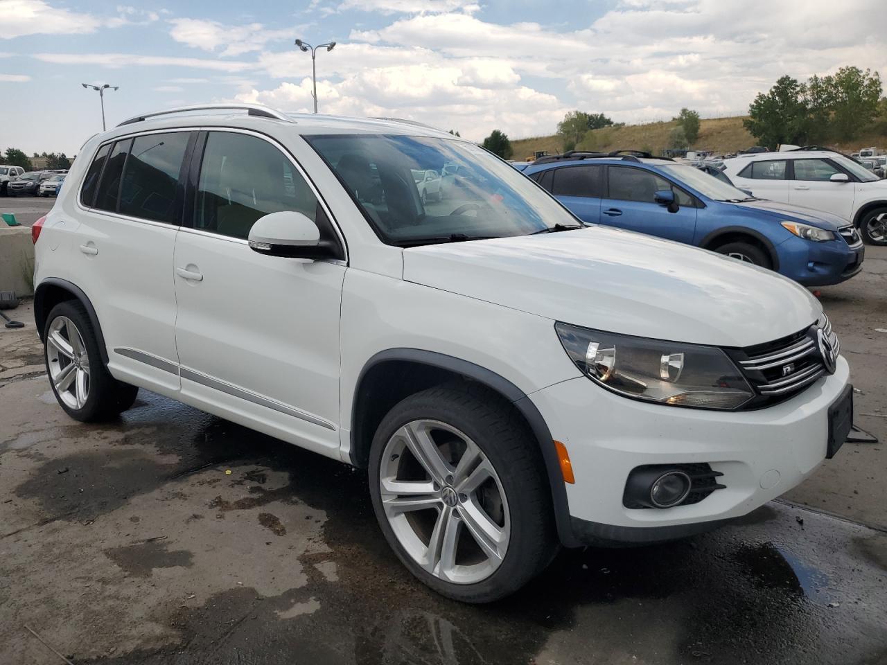 2016 Volkswagen Tiguan S - Фото 4