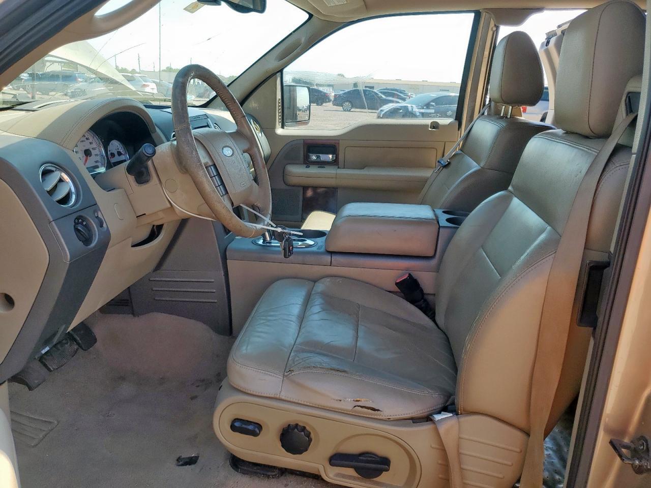 2005 Ford F150 - Image 7