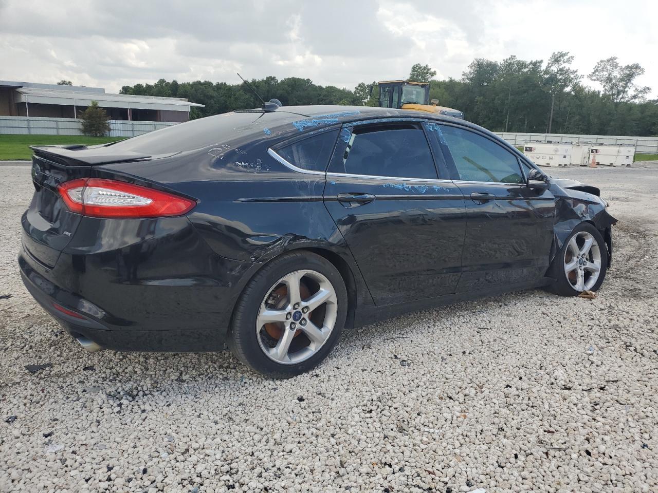 2015 Ford Fusion Se - Фото 3